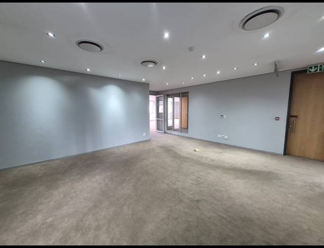 788M² OFFICE TO LET IN SANDTON CENTRAL